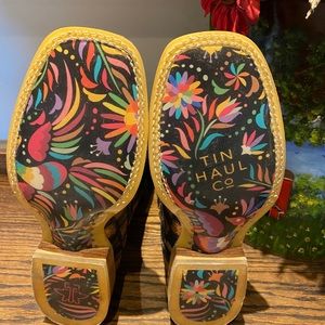 Tin Haul Ooh LaLa boots